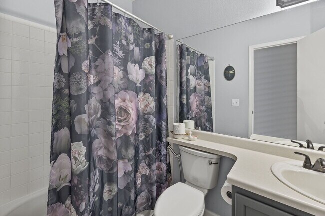 Building Photo - Spacious 4-Bedroom Home with Fenced Yard, 2-Car Garage & Scenic Views in Cheyenne Meadows