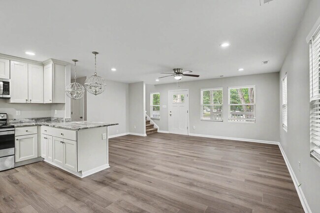 Building Photo - 6324 Grimes Ave
