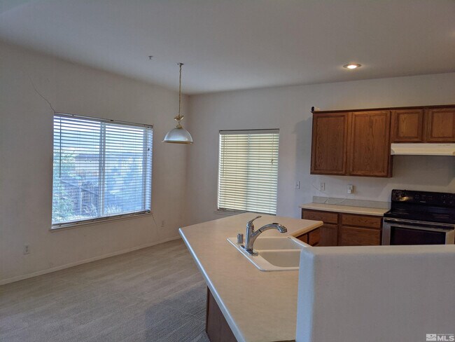 Building Photo - 3202 Bentgrass Dr