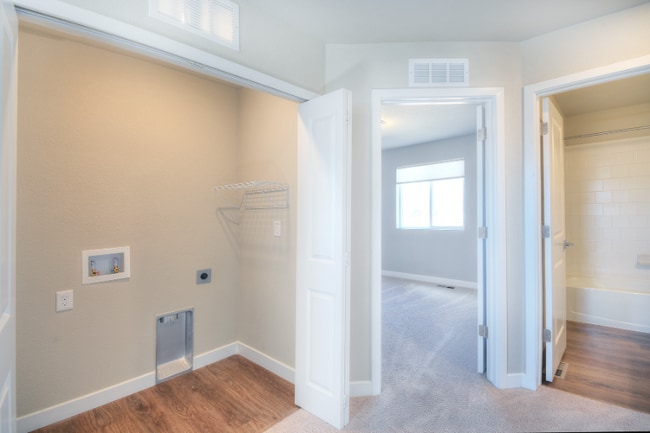 Building Photo - 10478 Luneth Dr