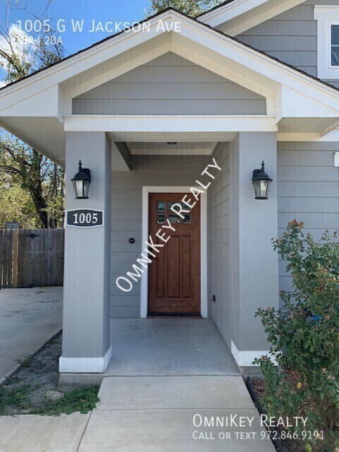 Building Photo - 1005 G W Jackson Ave