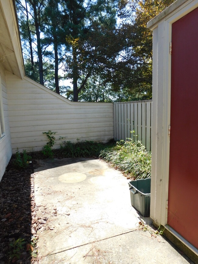 Building Photo - 31 Ohara Dr