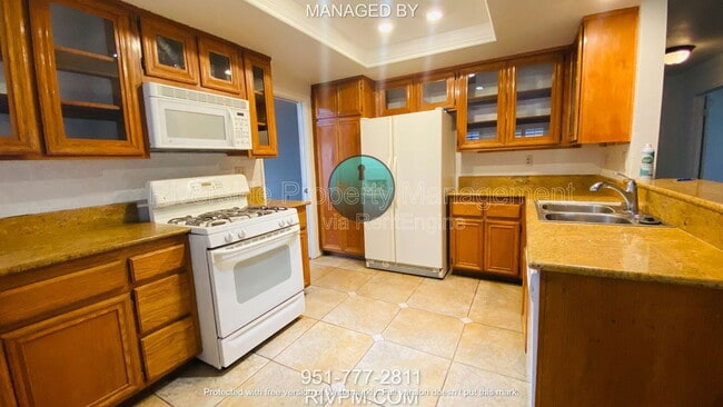 Building Photo - 23972 Creekwood Dr