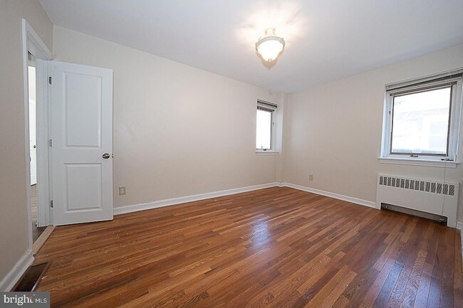 Building Photo - 1457 Manoa Rd