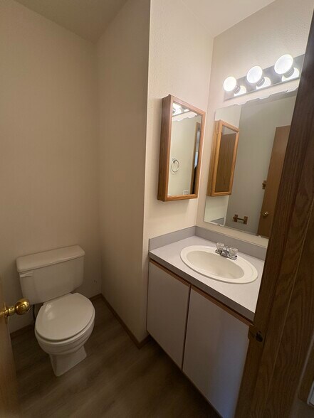 Building Photo - 3541 S Poco Loco Pl