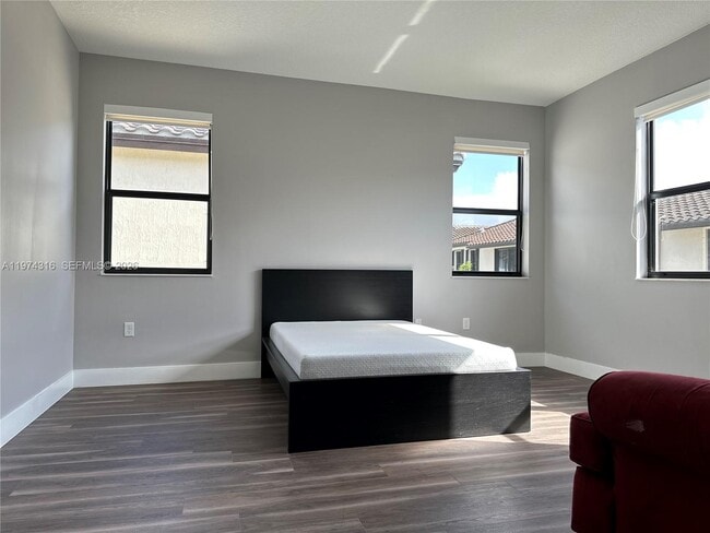 Building Photo - 3278 W 97th Terrace