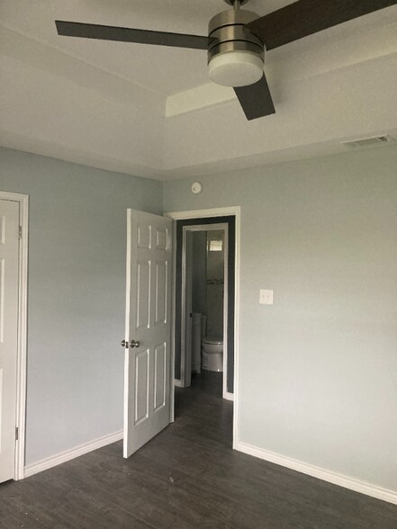 Building Photo - 1805 Norma Ln