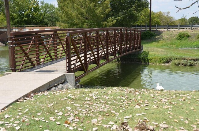 Building Photo - 1209 Vance St