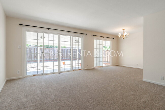 Building Photo - Charming Three Bedroom Single Story Liverm...