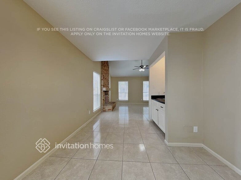 Building Photo - 27 S White Pebble Ct