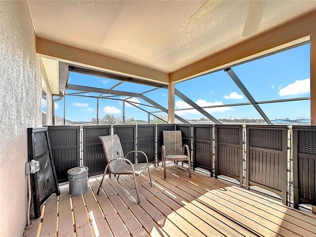 Building Photo - 526 Henley Cir