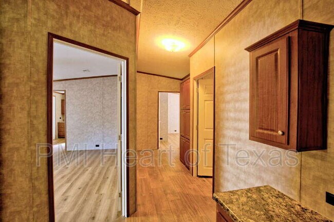 Building Photo - 631 Co Rd 270
