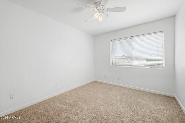 Building Photo - 28433 N 47th St