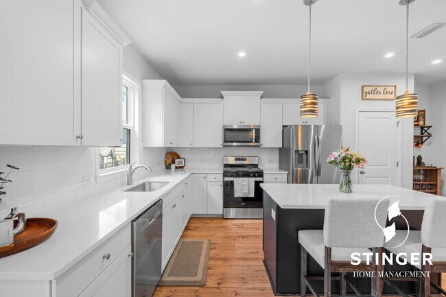 Building Photo - 1208 Brackish Ct