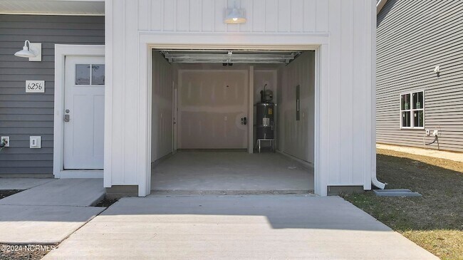 Building Photo - 4021 Gibb Ct