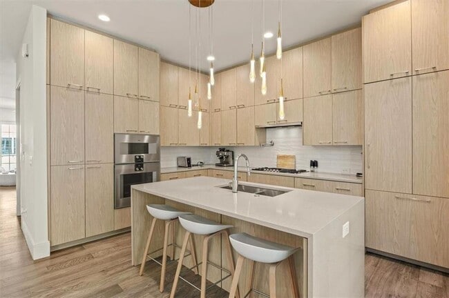 Building Photo - 1337 Grey Fox Ct NE