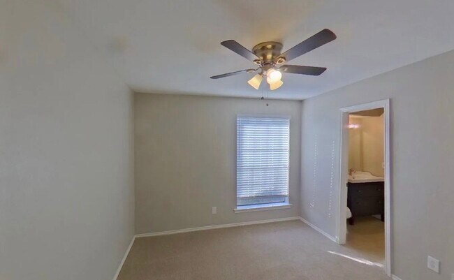 Building Photo - Your Perfect Next Chapter Starts in This 4-Bedroom Home