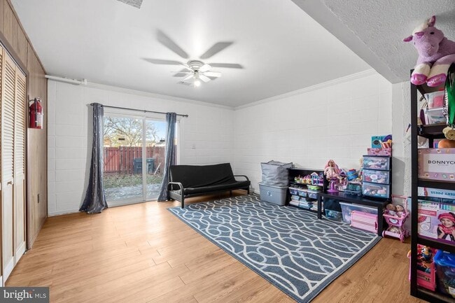 Building Photo - 9262 Byrd Dr