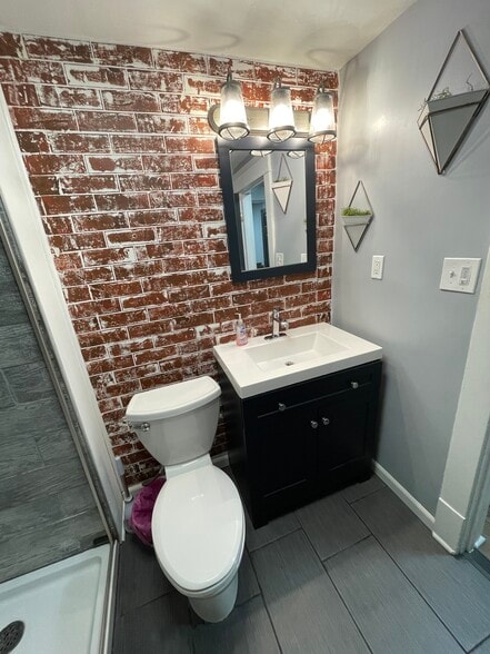 Building Photo - 4034 Bailey Ave