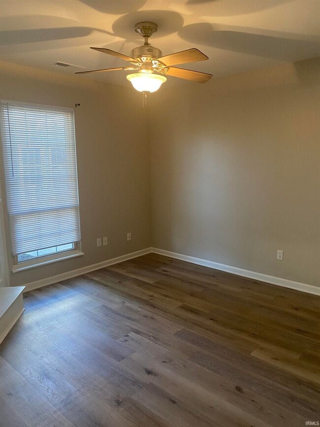 Building Photo - 5022 Woodmark Dr