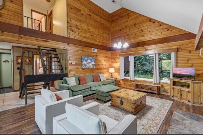 Building Photo - 3626 Pittman Center Rd