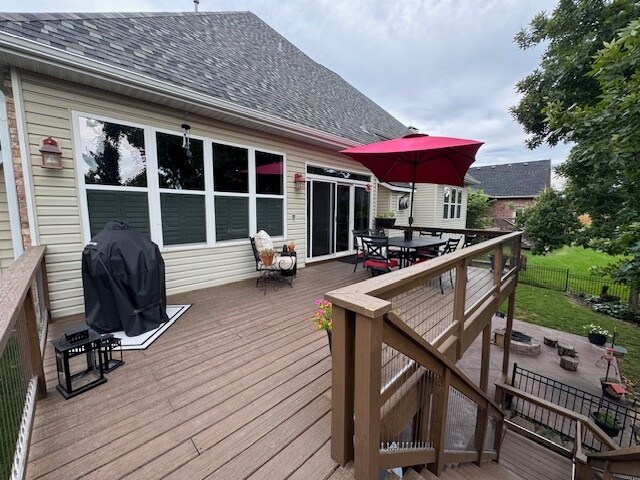 Building Photo - 3906 NE Cadbury Ave