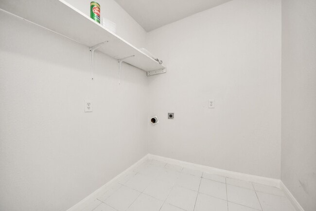 Building Photo - 2926 Knotty Oaks Trail