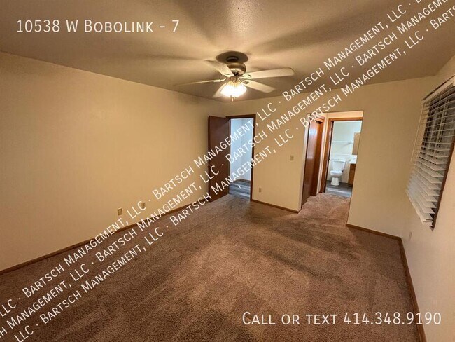 Building Photo - 10538 W Bobolink-7