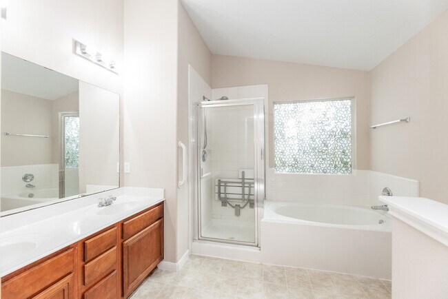 Building Photo - 25219 Spring Iris Ln
