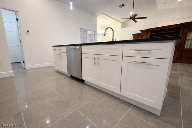 Building Photo - 1440 Graham Cir