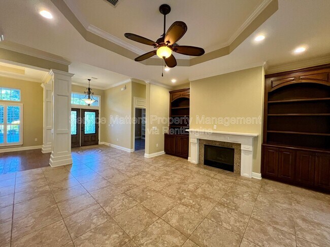 Building Photo - 2926 Greystone Dr