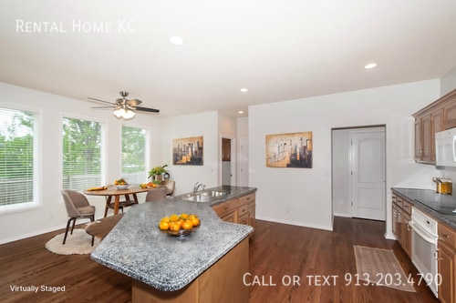 Building Photo - 9105 W 132nd Terrace