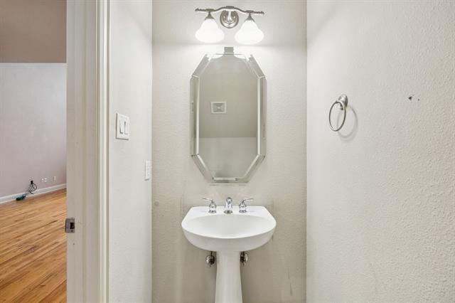 Building Photo - 2028 N Haskell Ave.