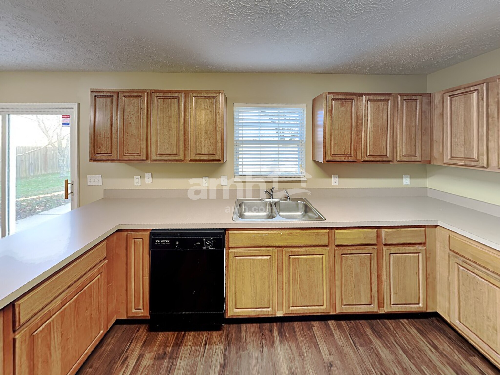 Building Photo - 3055 Hidden Creek Dr