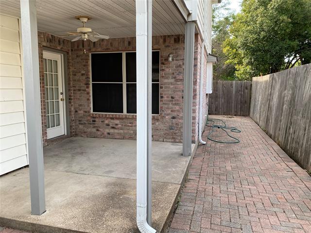 Building Photo - 1535 Collin Dr