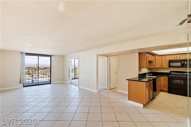 Building Photo - 3930 University Center Dr