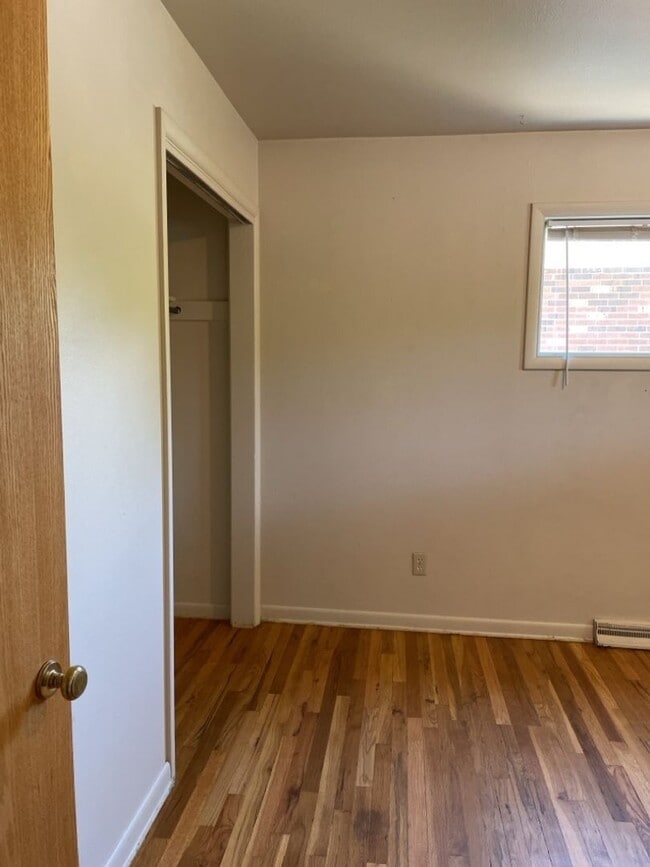 Building Photo - 1708-1710 Morningside Dr