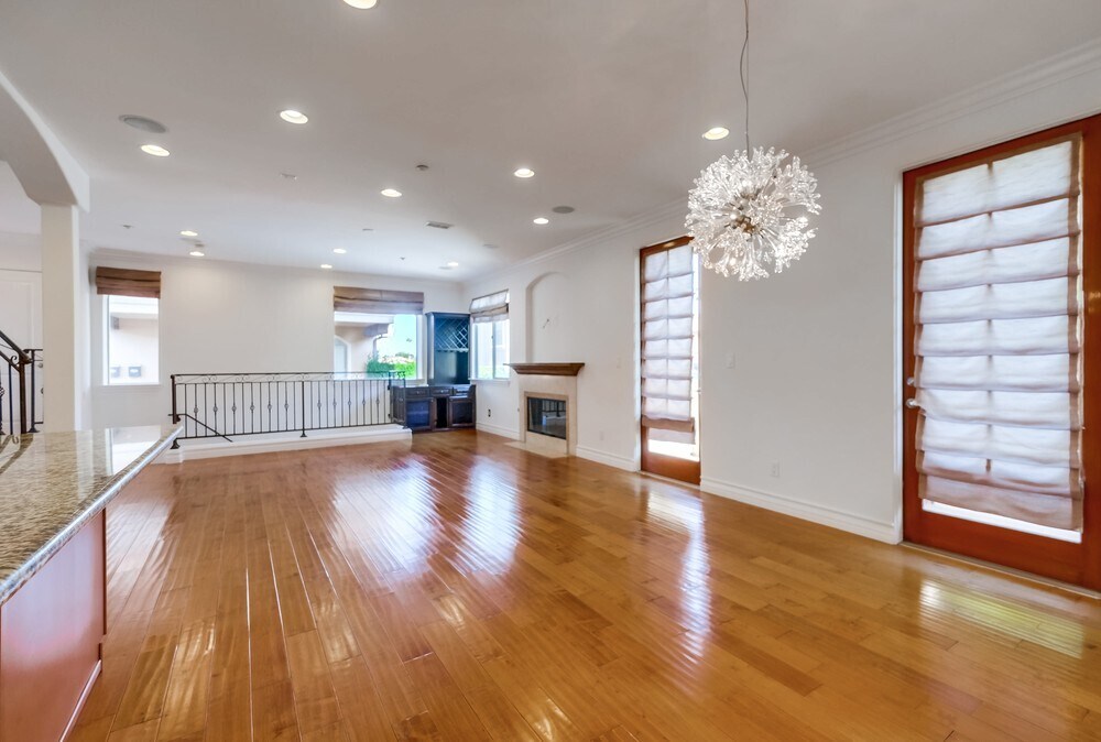 Building Photo - 1902 Marshallfield Ln