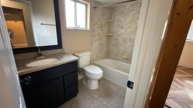 Building Photo - 102 Winding Ridge Dr
