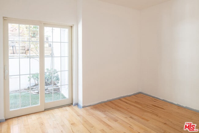 Building Photo - 8524 Appian Way