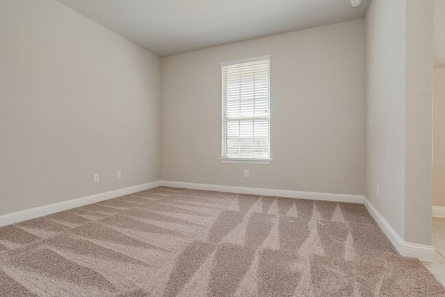Building Photo - 1300 Mustang Brook Ln