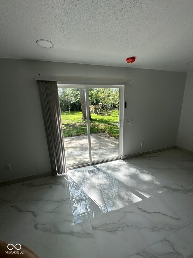 Building Photo - 1340 Rohrer Rd