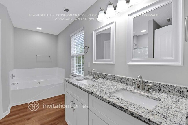 Building Photo - 1199 Lempster Dr NW