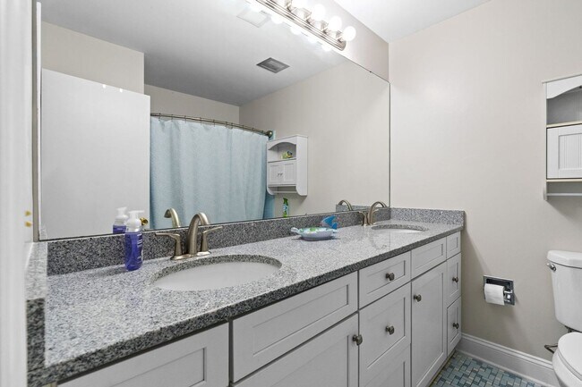 Building Photo - 145 Cheyenne Trail