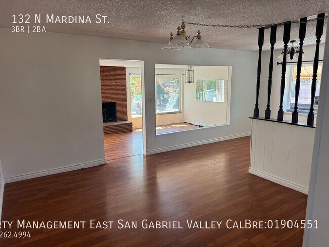 Building Photo - 132 N Mardina St