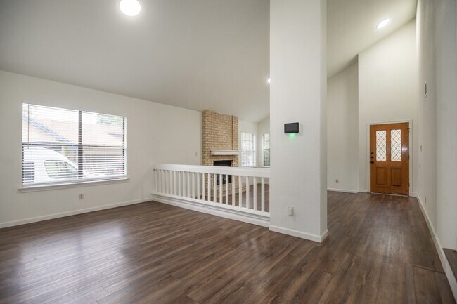 Building Photo - 11513 Juniper Ridge Dr