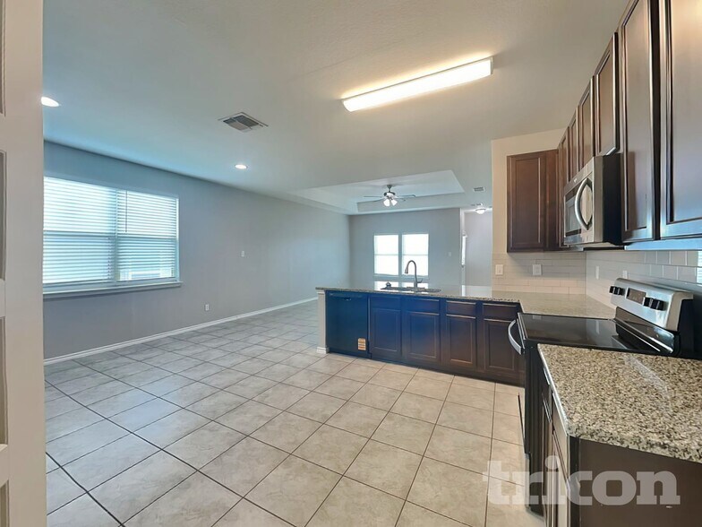 Building Photo - 3907 Josephs Run