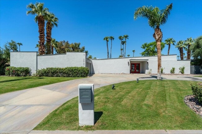 Building Photo - 76140 Fairway Dr