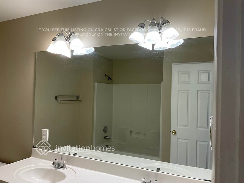 Building Photo - 573 Alexander Farms View SW