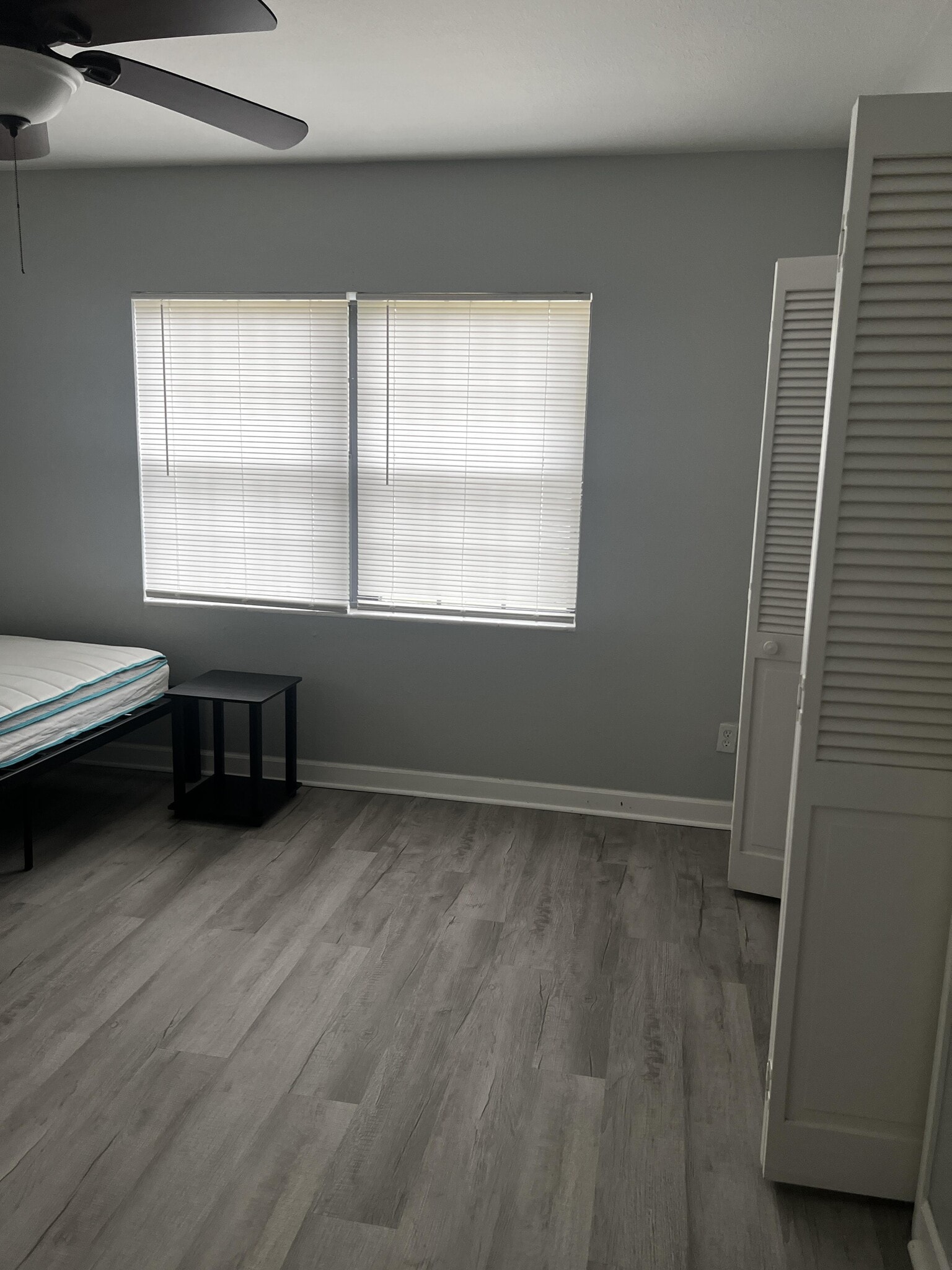 Building Photo - 1818 Blossom Ter